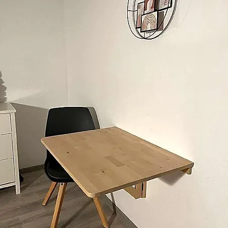 Ξενοδοχείο Gemuetliche 3.zi & Garage Messe
